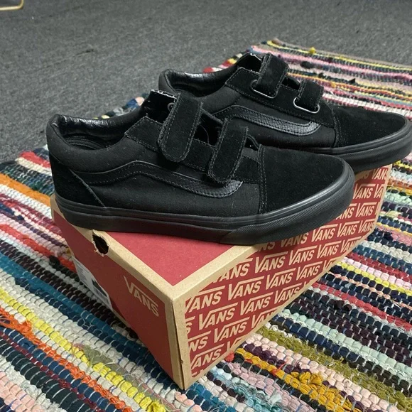 Old Skool velcro vans - Picture 1 of 5